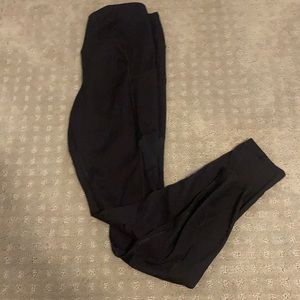 SO leggings with pockets on the side and mesh legs